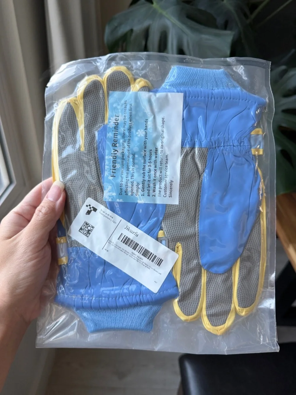 Kids Monster Blue Winter Gloves